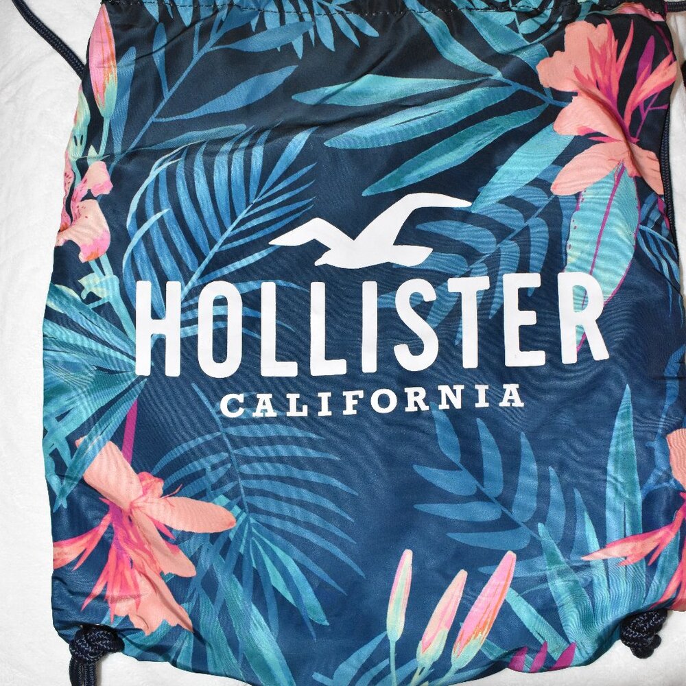 Hollister drawstring bag